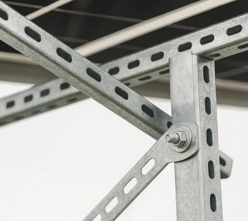 بهترین روش‌های نصب استراکچر خورشیدی ضدزنگ در پروژه‌های انرژی خورشیدی